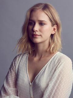 Elizabeth Lail